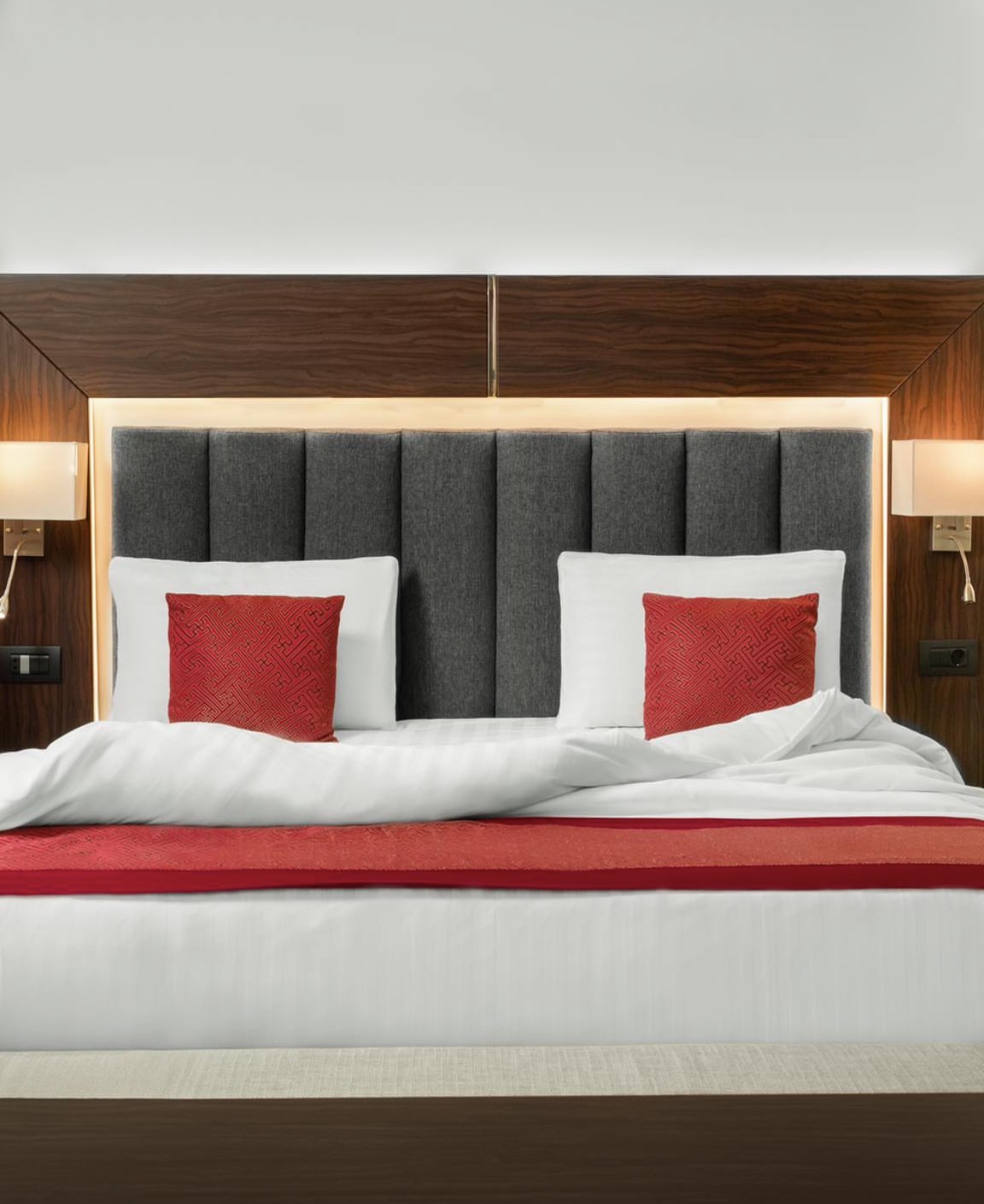 Deluxe Double with kitchenette - 1 king bed: 50sqm