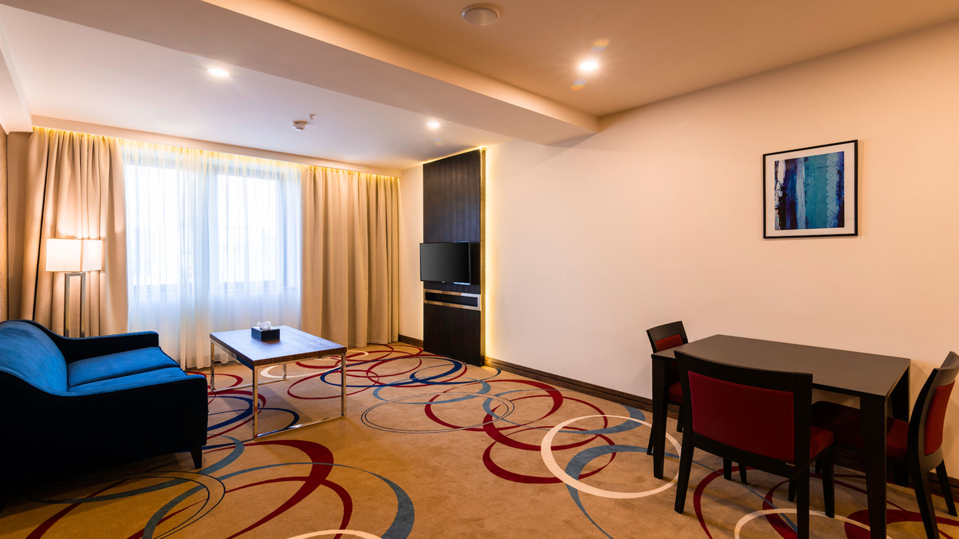 Family Suite - 1 king, 1 single bed: 63sqm